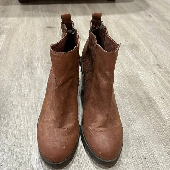 Sam & Libby Brown Faux Leather Ankle Booties WOmen's Size 9 - Picture 3 of 9